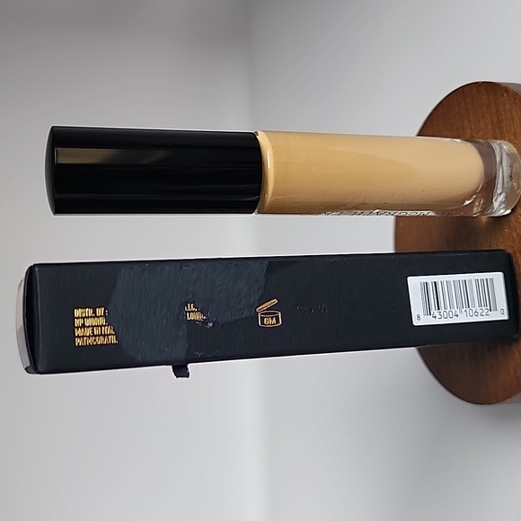 Pat McGrath Skin Fetish Sublime Perfection Concealer - LM14 - Picture 7 of 9